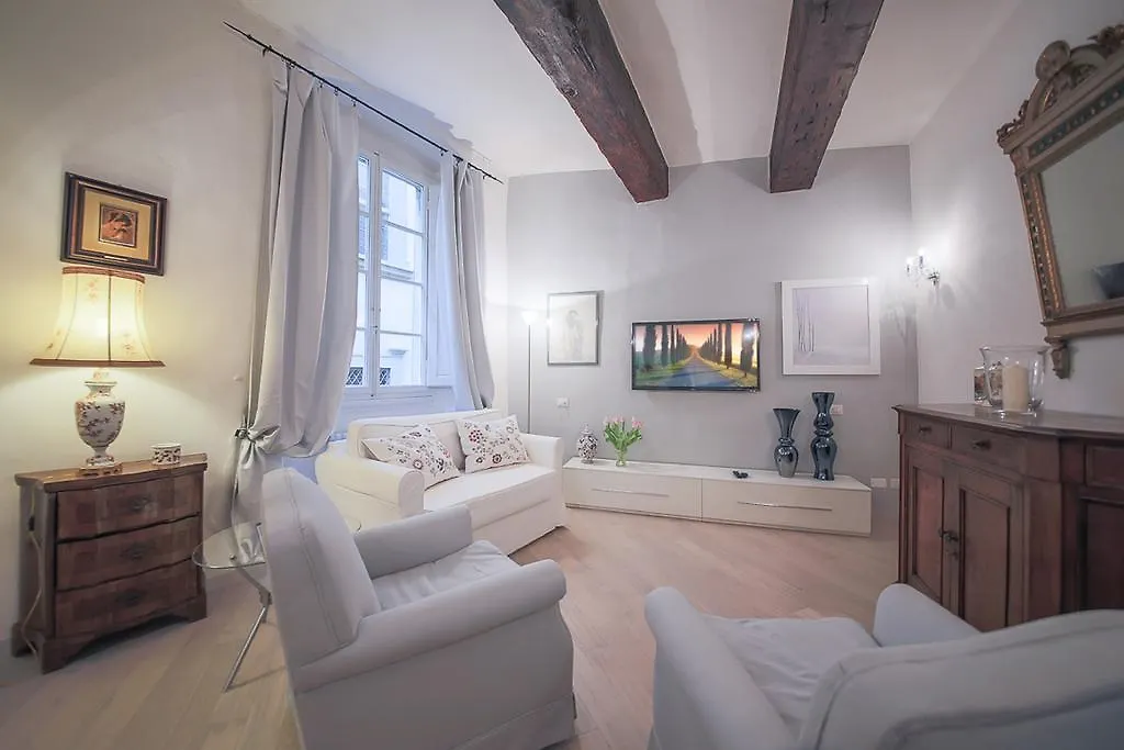 Apartments Florence Parione 0*,  İtalya